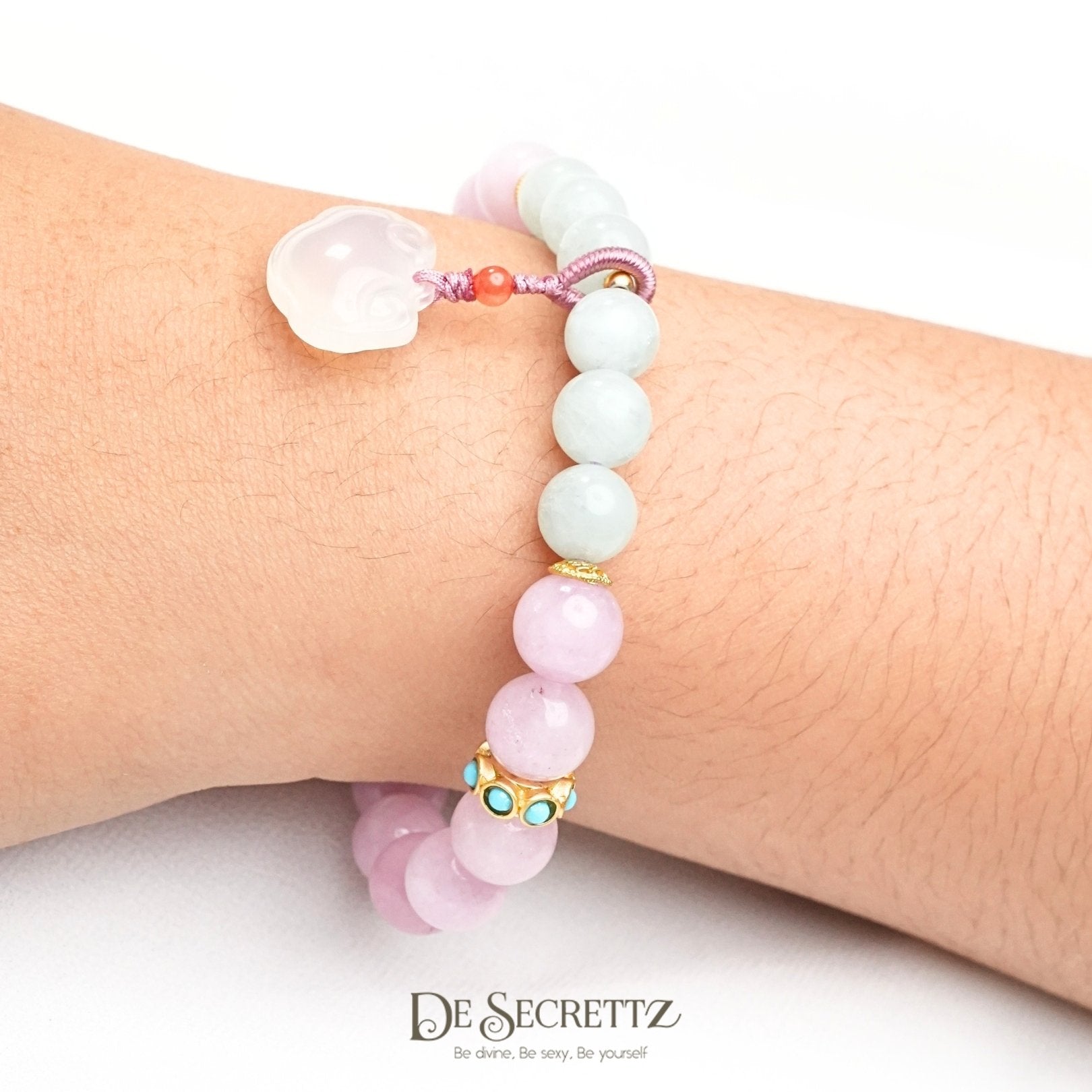 Tranquil Love Gelang Tangan